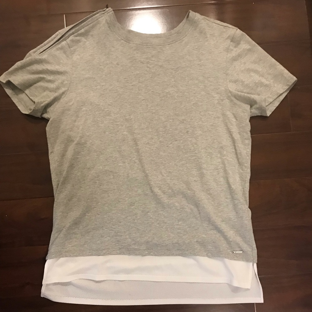Guess w/ zipper on the Shoulder